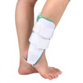 Νάρθηκας ποδοκνημικής AIR–GEL BRACE