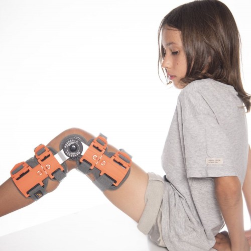 Νάρθηκας μηροκνημικός με γωνιόμετρο τηλεσκοπικός λειτουργικός παιδικός Νάρθηκας μηροκνημικός με γωνιόμετρο τηλεσκοπικός λειτουργικός παιδικός