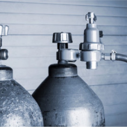 Αναγόμωση φιαλών οξυγόνου