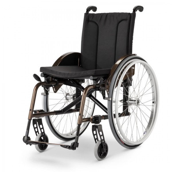 Πτυσσόμενο αναπηρικό Αμαξίδιο Avanti Pro