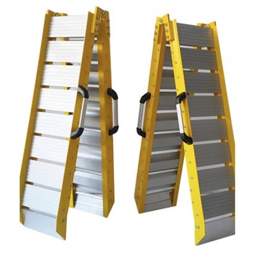 Πτυσσόμενη διπλή ράμπα για οχήματα έως 300cm Πτυσσόμενη διπλή ράμπα για οχήματα έως 300cm