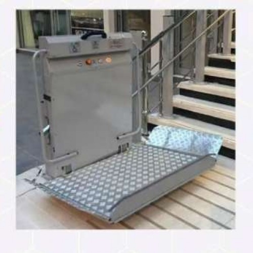 Πλατφόρμα Ευθείας Σκάλας για Άτομα με Κινητικές Δυσκολίες 