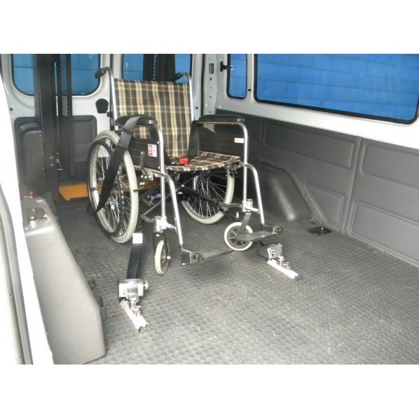 Σύστημα συγκράτησης αναπηρικών αμαξιδίων σε οχήματα με εξωτερικές ράγες για ευκολότερη τοποθέτηση X-801-1